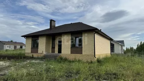 Дом в Белгородская область, Белгородский район, Тавровское с/пос, с. ...