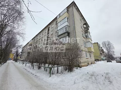 1-к кв. Марий Эл, Медведевский район, Руэмское с/пос, пос. Руэм ул. ...