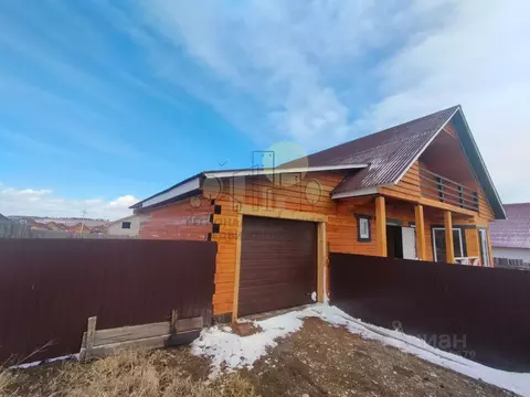 Дом в Иркутская область, Иркутский муниципальный округ, с. Хомутово ...