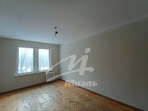 Продается 3-комнатная квартира