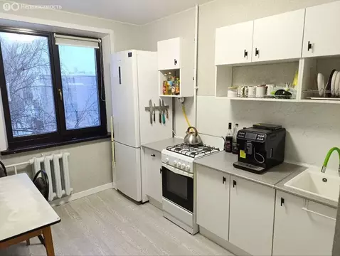 3-комнатная квартира: Чебоксары, Пролетарская улица, 16 (65.2 м)