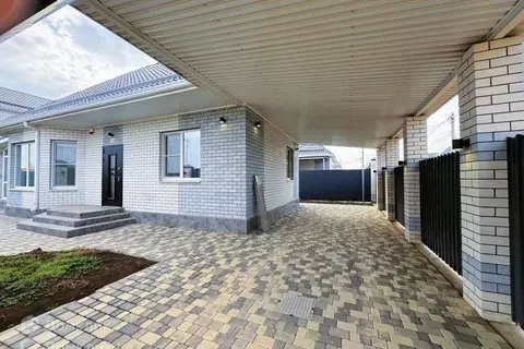 Дом в Краснодарский край, Краснодар пос. Индустриальный, ул. ...