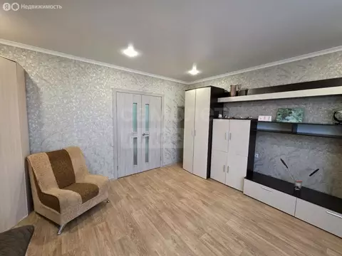 3-комнатная квартира: Оренбург, улица Джангильдина, 20 (66.7 м)