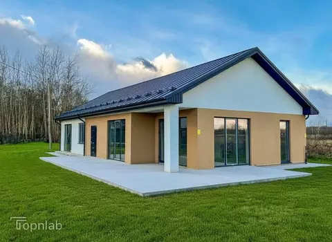 Дом в Калининградская область, Гурьевск Березовая ул. (143 м)