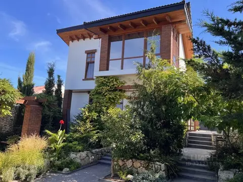 Дом в Севастополь ул. Меньшикова, 32 (187 м)