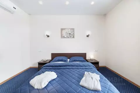 Комната Санкт-Петербург ш. Революции, 86