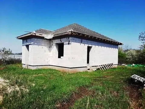 Дом в Белгородская область, Яковлевский муниципальный округ, с. Шопино ...