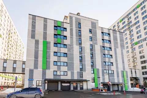 Гараж в Тюменская область, Тюмень ул. Первооткрывателей, 12 (13 м)