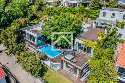 Дом в Крым, Ялта муниципальный округ, Гурзуф пгт ул. Ялтинская, 38 ...