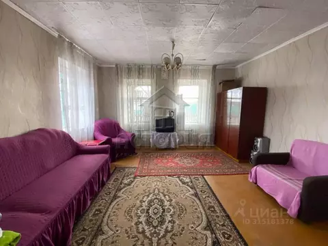 Дом в Красноярский край, Березовка пгт ул. Линейная, 10 (30 м)