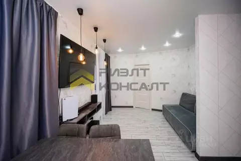 2-к кв. Омская область, Омск Взлетная ул., 15 (55.1 м)