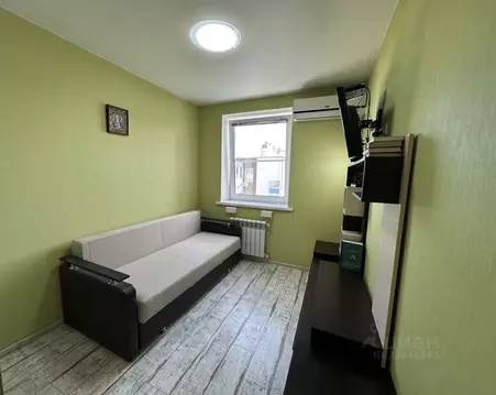 1-к кв. Волгоградская область, Волгоград ул. Добрушина, 18 (25.1 м)