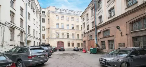 Офис в Санкт-Петербург Галерная ул., 20-22 (341 м)