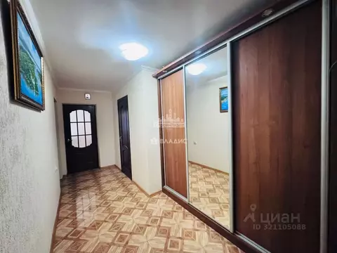 2-к кв. Крым, Керчь пер. 1-й Портовый, 6к1 (60.0 м)