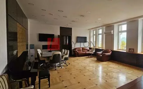 Офис в Москва ул. Малая Дмитровка, 23/15С1 (204 м)