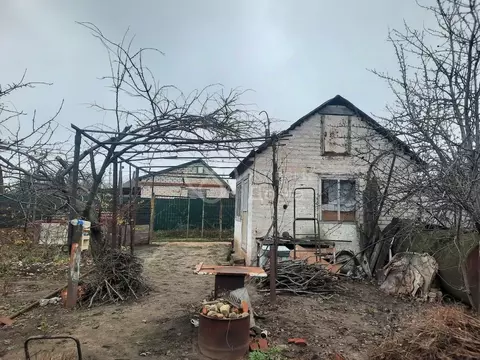 Дом в Волгоградская область, Волгоград Дзержинец СНТ, Винновский ...