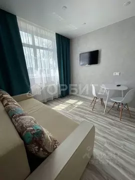 Студия Тюменская область, Тюмень ул. Первооткрывателей, 6 (17.8 м)