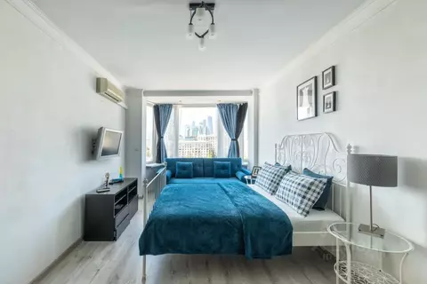 2-к кв. Москва Смоленская ул., 10 (80.0 м)