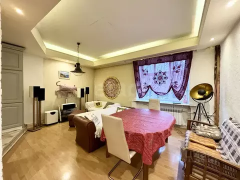 4-к кв. Ярославская область, Ярославль просп. Ленина, 18/50 (82.6 м)