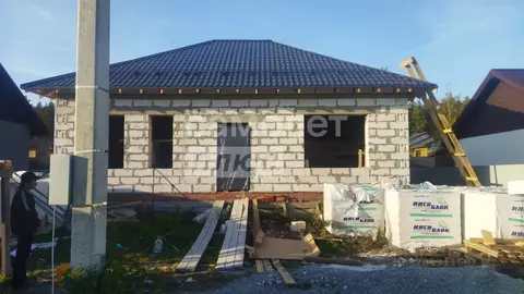 Дом в Свердловская область, Сысертский муниципальный округ, Клевер ДНТ ...