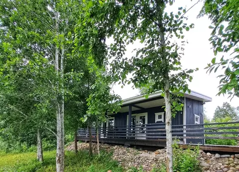 Дом в Карелия, Питкярантский муниципальный округ, д. Керисюрья ул. ...