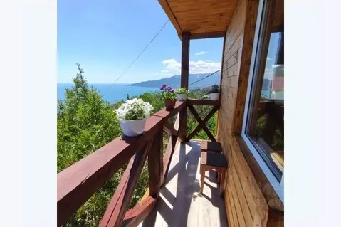 Дом в Крым, Ялта городской округ, Никита пгт ул. Кедровая, 46 (45 м)