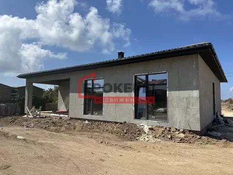 Дом в Крым, Евпатория городской округ, Заозерное пгт ул. Аллея Дружбы ...