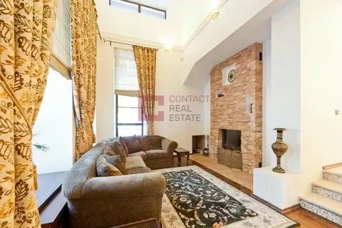 Дом в Московская область, Одинцовский городской округ, пос. Барвиха, ...