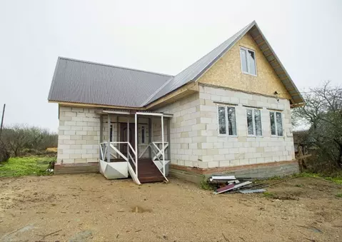 Дом в Новгородская область, Валдайское городское поселение, с. ...