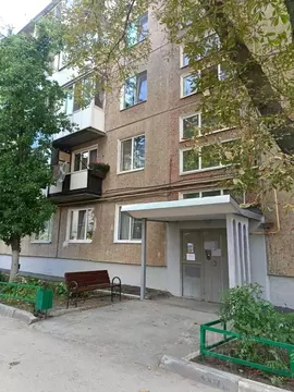 4-к кв. Саратовская область, Саратов ул. Имени В.М. Азина, 17А (58.7 ...
