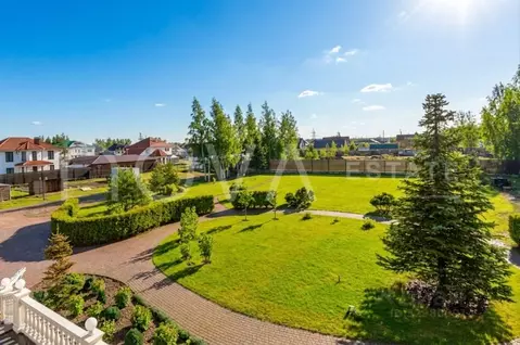 Дом в Ленинградская область, Всеволожский район, Колтушское городское ...