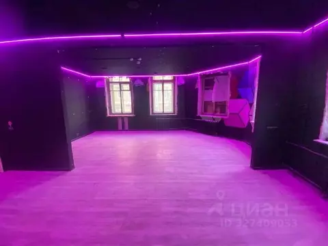 Склад в Санкт-Петербург Дегтярная ул., 5-7 (164 м)