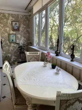 2-к кв. Дагестан, Махачкала просп. Имама шамиля, 34 (60.0 м)