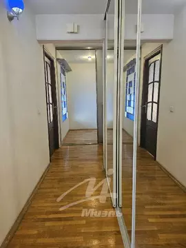 Продается 2-комнатная квартира