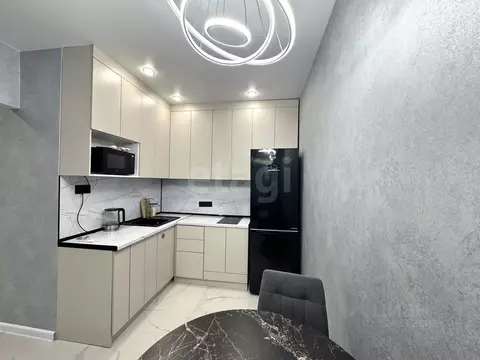 1-к кв. Тюменская область, Тюмень ул. Краснооктябрьская, 6 (40.0 м)