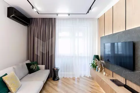 2-к кв. Тюменская область, Тюмень ул. Московский Тракт, 83к6 (82.0 м)