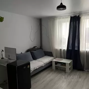 1-к кв. Калининградская область, Калининград Трамвайный пер. (43.0 м)