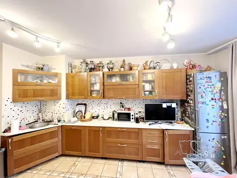 4-к кв. Москва ул. Барышиха, 27 (107.2 м)