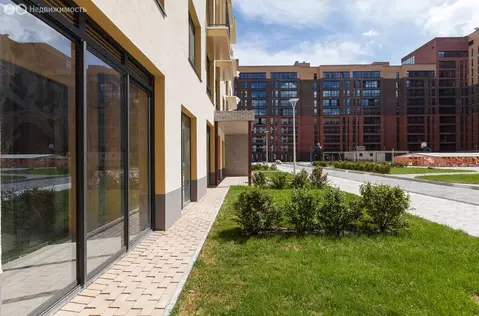 Помещение свободного назначения (272.96 м)