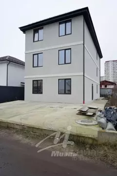 Коттедж, 323.7 м