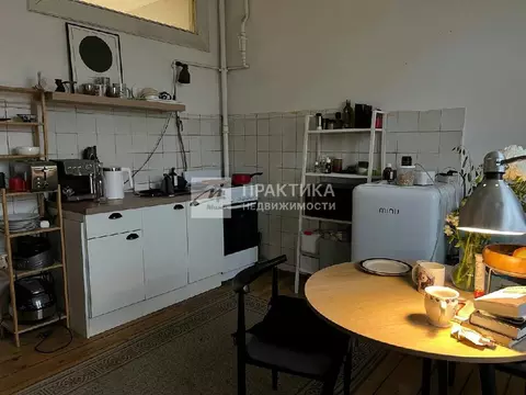 Продается 2-комнатная квартира