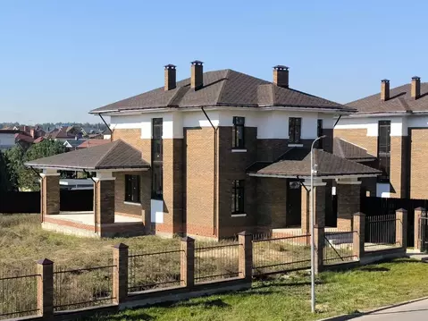 Коттедж в Москва Монреаль кп,  (260 м)