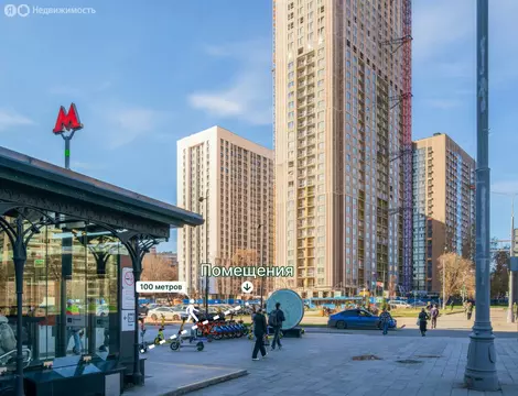 Торговая площадь (144.4 м)