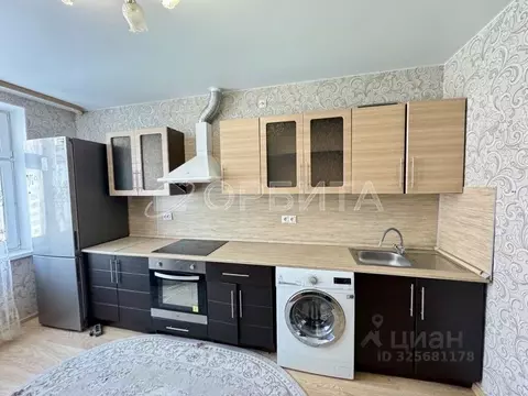 2-к кв. Тюменская область, Тюмень ул. Александра Протозанова, 16 (62.0 ...