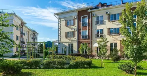 2-к кв. Краснодарский край, Краснодар ул. Атлантическая, 2к10 (70.0 м)