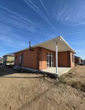 Дом в Астраханская область, Приволжский район, с. Карагали Мостовая ...