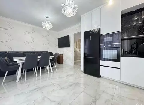 Таунхаус в Ставропольский край, Ставрополь № 35 мкр, ул. Андреевская, ...