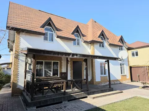 Дом в Астраханская область, Астрахань Ясеневая ул. (234 м)