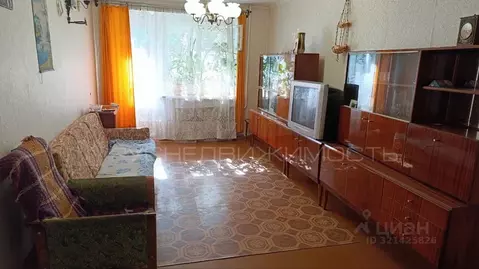 3-к кв. Кировская область, Киров Победилово мкр, ул. Аэропорт, 1 (57.2 ...