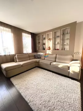 4-к кв. Красноярский край, Красноярск 9 Мая ул., 18А (141.0 м)